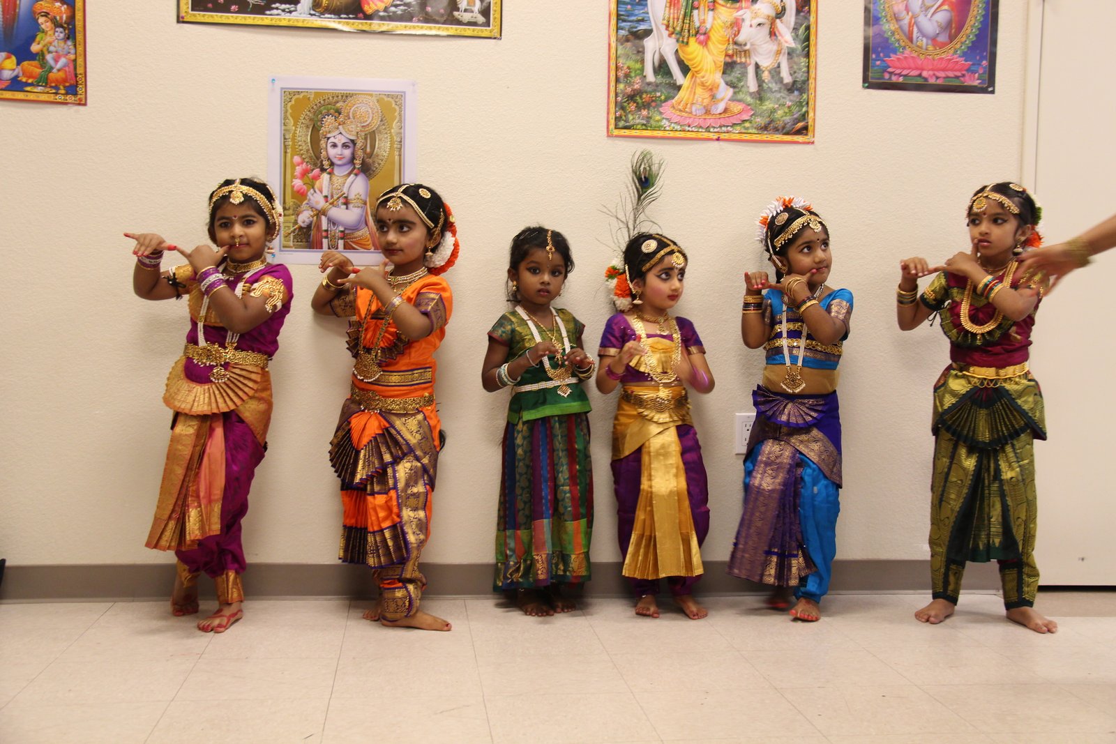 Bharatanatyam performance - classical poses